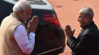 பாஜகவுக்கு உதவுவாரா பாரத ரத்னா பிரணாப் முகர்ஜி?