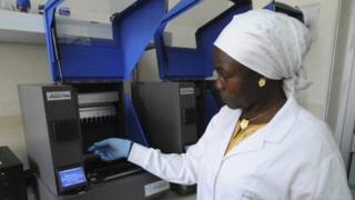 Les agents des hôpitaux et centres de santé publics de Côte d'Ivoire ont entamé lundi une grève de cinq jours pour réclamer de meilleurs salaires.