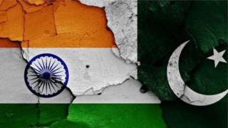 இந்திய பாகிஸ்தான் கொடிகள்