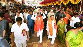 కేసీఆర్