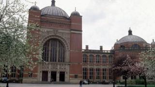 伯明翰大学