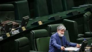 علی مطهری، نماینده مجلس شورای اسلامی علاوه بر پرونده "ترور دانشمندان هستهای" از دولت خواسته از پرونده انفجار در حرم امام هشتم شیعیان و قتلهای سیاسی روشنفکران ایرانی در دهه هفتاد هم ابهام زادیی کند