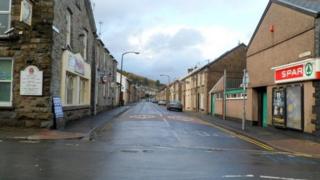 Ffordd Maendy, Pentre