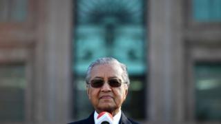 Tân Thủ tướng Mahathir Mohamad đang quyết tâm thu hẹp sự ảnh hưởng của Trung Quốc ở Malaysia.