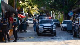 Policía