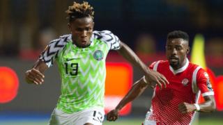 Samuel Chukwueze na-agbara Naịjirịa bọọlụ