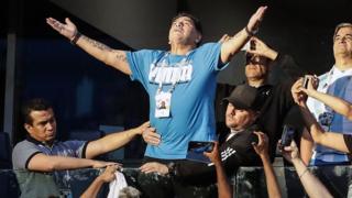Maradona durante el partido contra Nigeria