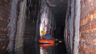Caverna em Montreal