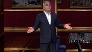 شوخی های مهران مدیری در برنامه "دورهمی" با انتقاداتی همراه شده است