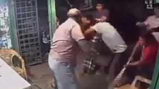 হঠাৎ প্রৌঢ়কে এসে পেটাতে শুরু করল লাঠি হাতে যুবকের দল।