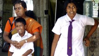 රවිරාජ් මන්ත්රීවරයාගේ බිරිඳ සහ දරුවන්