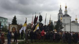 памятник Грозному