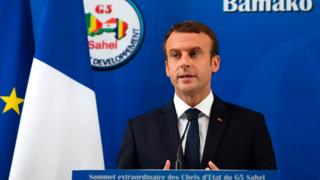 Le président français Emmanuel Macron a promis dimanche 2 juillet à Bamako d'aider les pays du G5 Sahel