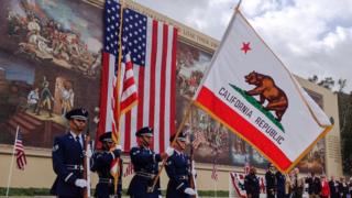 Celebración del Día del Veterano en Los Ángeles.