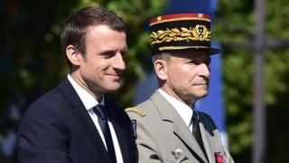 Emmanuel Macron ve Pierre de Villiers