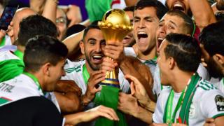 منتخب الجزائر