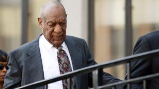 Bill Cosby leaving court