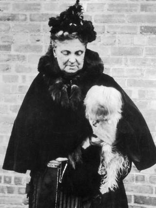 Hetty Green com o cachorro