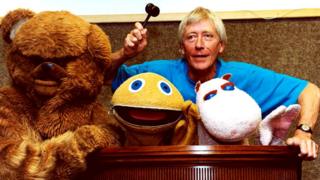 Geoffrey Hayes with his co-stars Rainbow