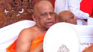වරකාගොඩ ශ්රී ඥානරතන හිමි