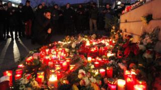 Політики і громадяни зібралися, аби вшанувати жертв нападу
