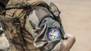 Un soldat français de l'opération Sangaris dont certains ont été accusés d'abus sexuels sur des enfants centrafricains