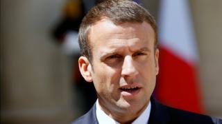 Emmanuel Macron et ses alliés du MoDem pourront librement conduire leurs réformes, avec une majorité absolue de sièges à l'Assemblée nationale.