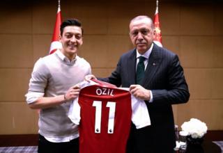Mesut Özil ve Cumhurbaşkanı Recep Tayyip Erdoğan