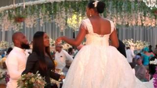 Nous vous faisons découvrir l'un de ces mariages sont connus pour leurs excentricités