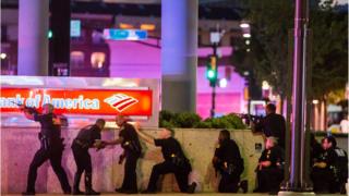 Policía en Dallas