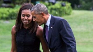 Michelle iyo Barack Obama