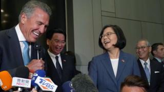 。