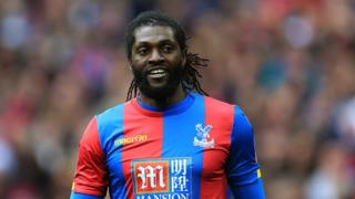 Adebayor est libre de tout contrat depuis son départ l'été 2016 de Crystal Palace, en Angleterre.