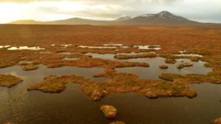 Mòinteach Chataibh is Ghallaibh