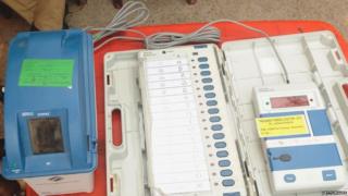 VVPAT, EVM તથા કંટ્રોલ યુનિટની તસવીર