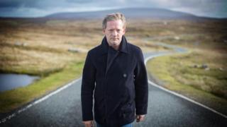 Douglas Henshall as Jimmy Perez