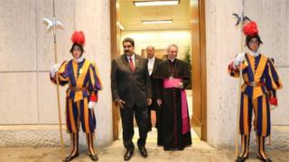 Prezida Maduro yabonanye na Papa Francis