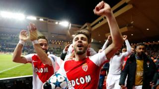 Monaco'lu oyuncular çeyrek finali getiren galibiyeti böyle kutladı