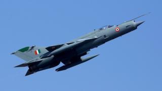 圖為印軍米格21升空