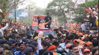 વારાણસીમાં નરેન્દ્ર મોદી