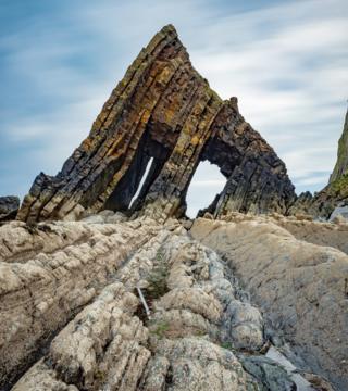 A large arch stack