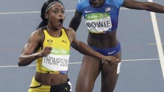 Thompson sumó su título en 200 metros al que ya había obtenido en 100.