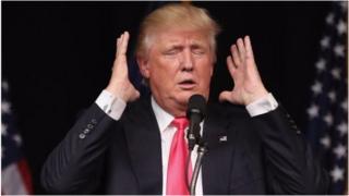 Trump yagiriza uwo bahanganye mu matora umupfasoni Clinton ko yashigikiye imidurumbanyo yabaye i Milwaukee