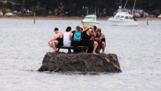 La isla de los bebedores en el estuario de Tairua, Nueva Zelanda. Foto: David Saunders