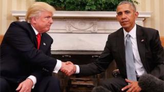 Le président Obama n'a pas nommément cité son successeur Donald Trump, très critiqué pour ses tweets.