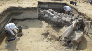 Archaeologists at the dig
