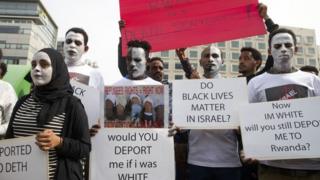 Waandamanji Israel dhidi ya mpango wa kuwahamisha kwa lazima