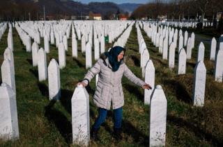 Сребреница - женский траур, 22 ноября 17
