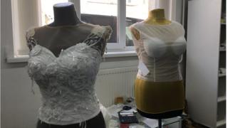 весільні сукні