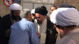 حسین شیرازی لحظاتی بعد از آزادی